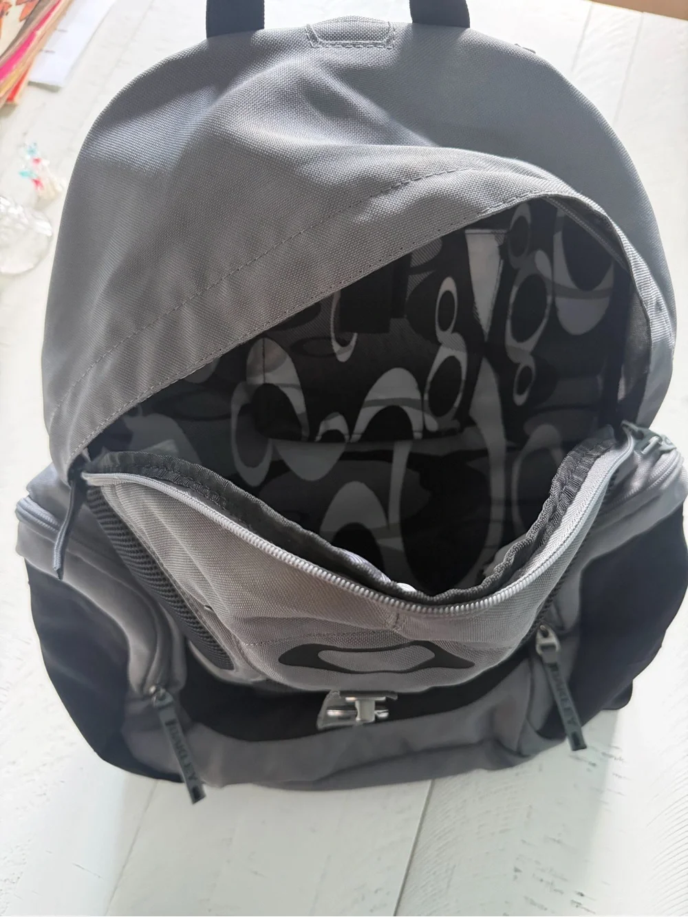 Y2K Oakley Ripcord Gray and Black Backpack